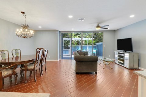 Townhouse in Jupiter, Florida 2 bedrooms, 142.6 sq.m. № 1177431 - photo 26