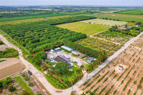 Villa ou maison à vendre à Homestead, Floride: 5 chambres, 171.87 m2 № 1098375 - photo 1