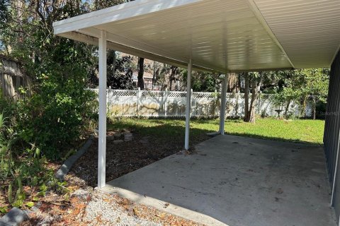 House in Tampa, Florida 3 bedrooms, 123.84 sq.m. № 1429423 - photo 4