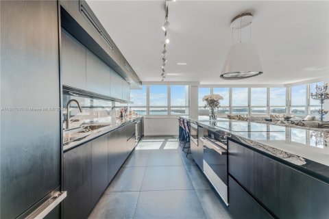 Condominio en venta en Miami Beach, Florida, 4 dormitorios, 256.41 m2 № 1238382 - foto 16