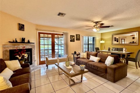 Touwnhouse à vendre à Boca Raton, Floride: 3 chambres, 150.97 m2 № 1154948 - photo 17