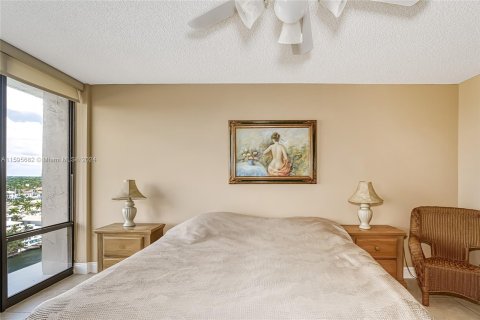 Copropriété à vendre à Hollywood, Floride: 2 chambres, 113.15 m2 № 1188276 - photo 18