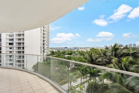 Copropriété à vendre à Aventura, Floride: 2 chambres, 177.44 m2 № 1408435 - photo 28