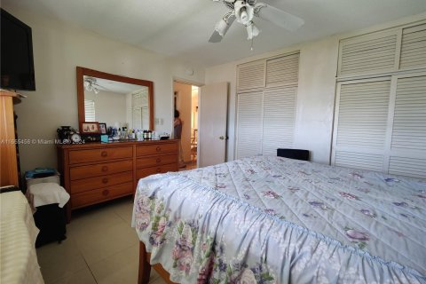 Copropriété à vendre à North Miami Beach, Floride: 1 chambre, 63.92 m2 № 1353903 - photo 9