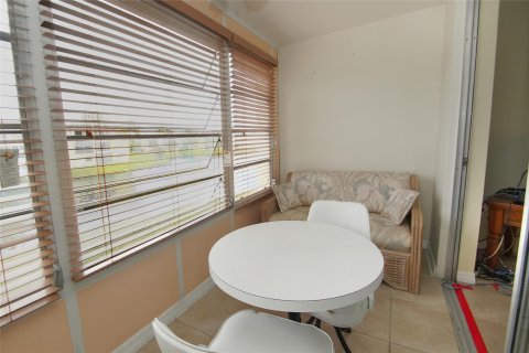 Condominio en venta en Sunrise, Florida, 2 dormitorios, 78.97 m2 № 542863 - foto 24