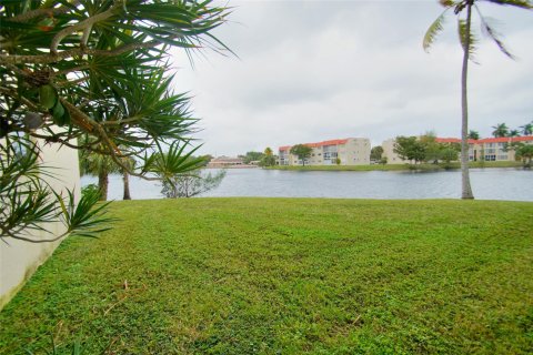 Condominio en venta en Sunrise, Florida, 2 dormitorios, 78.97 m2 № 542863 - foto 11