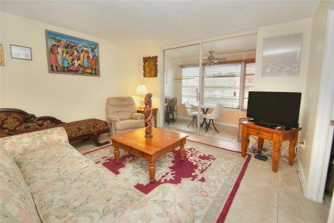 Condominio en venta en Sunrise, Florida, 2 dormitorios, 78.97 m2 № 542863 - foto 29