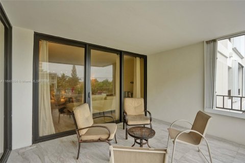 Condo in Pompano Beach, Florida, 1 bedroom  № 1316094 - photo 29