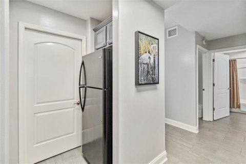 Copropriété à vendre à Orlando, Floride: 2 chambres, 108.23 m2 № 1318709 - photo 14