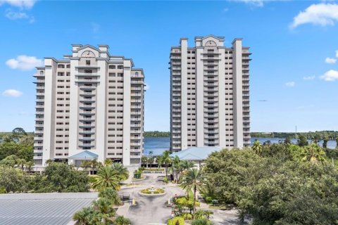 Condominio en venta en Orlando, Florida, 2 dormitorios, 108.23 m2 № 1318709 - foto 1