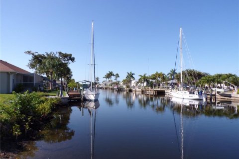 Land in Punta Gorda, Florida № 1125399 - photo 14