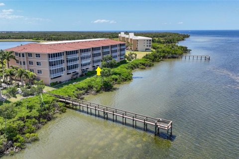 Copropriété à vendre à Punta Gorda, Floride: 3 chambres, 206.71 m2 № 1190994 - photo 29