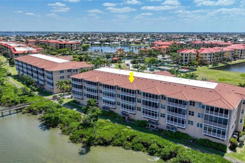 Copropriété à vendre à Punta Gorda, Floride: 3 chambres, 206.71 m2 № 1190994 - photo 27