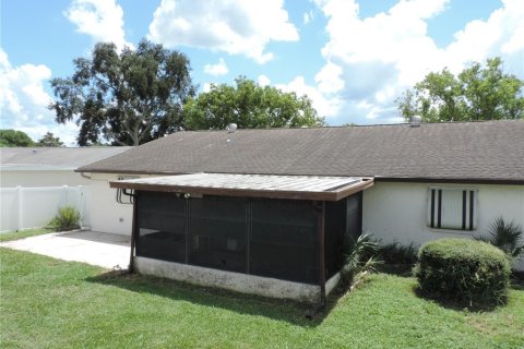 House in Holiday, Florida 3 bedrooms, 127.93 sq.m. № 1339335 - photo 27