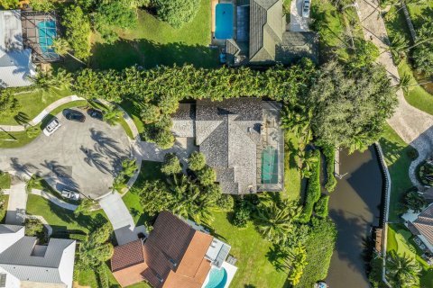 Villa ou maison à vendre à Tequesta, Floride: 4 chambres, 238.2 m2 № 892201 - photo 21