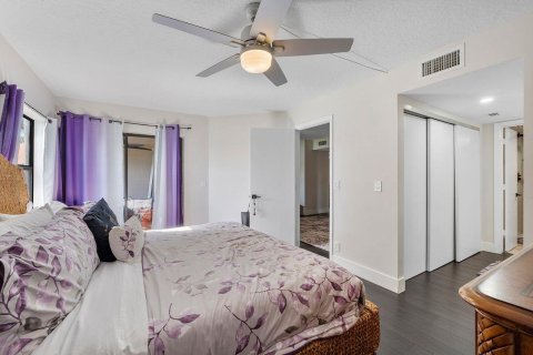 Copropriété à vendre à Deerfield Beach, Floride: 2 chambres, 106.84 m2 № 1011683 - photo 27