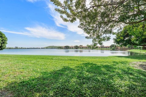 Condo in Deerfield Beach, Florida, 2 bedrooms  № 1011683 - photo 20