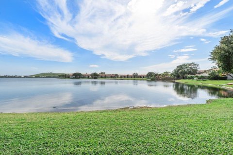 Condo in Deerfield Beach, Florida, 2 bedrooms  № 1011683 - photo 19