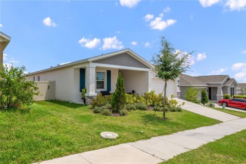 House in Davenport, Florida 4 bedrooms, 193.24 sq.m. № 1322728 - photo 2