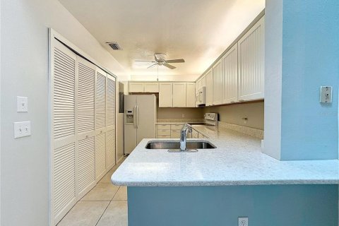 Copropriété à vendre à Punta Gorda, Floride: 2 chambres, 99.41 m2 № 1342867 - photo 3