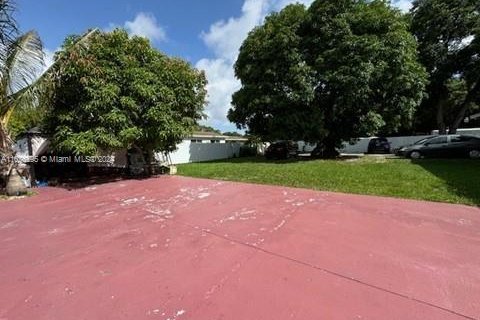 Villa ou maison à vendre à Miami, Floride: 2 chambres, 161.65 m2 № 1309383 - photo 3