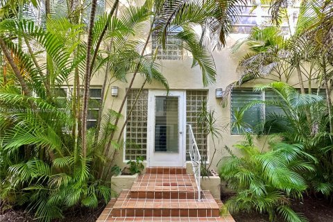 Copropriété à vendre à Miami Beach, Floride: 1 chambre, 46.45 m2 № 1309384 - photo 2