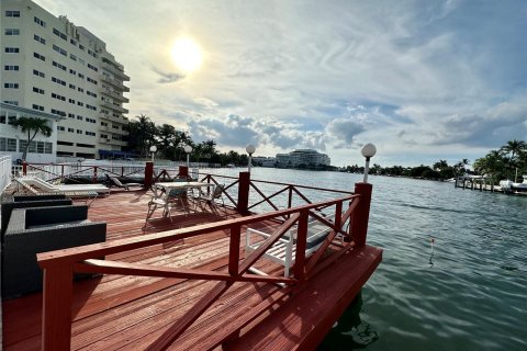 Condominio en venta en Miami Beach, Florida, 1 dormitorio, 46.45 m2 № 1309384 - foto 8