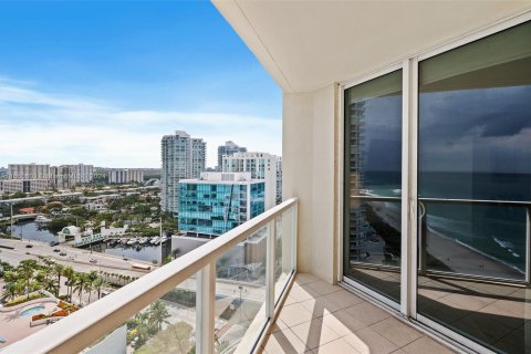 Condominio en venta en Sunny Isles Beach, Florida, 1 dormitorio, 92.9 m2 № 1372767 - foto 21