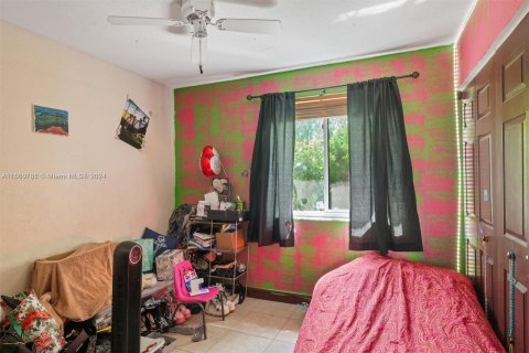 Townhouse in Homestead, Florida 3 bedrooms, 132.2 sq.m. № 1372769 - photo 30