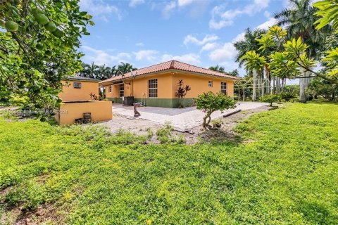 Villa ou maison à vendre à Miami, Floride: 3 chambres, 304.53 m2 № 1372768 - photo 27