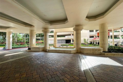 Copropriété à louer à Aventura, Floride: 3 chambres, 181.16 m2 № 908653 - photo 27