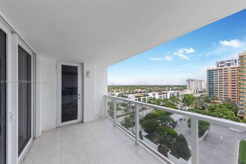 Condominio en venta en Hollywood, Florida, 1 dormitorio, 106.19 m2 № 1331336 - foto 20