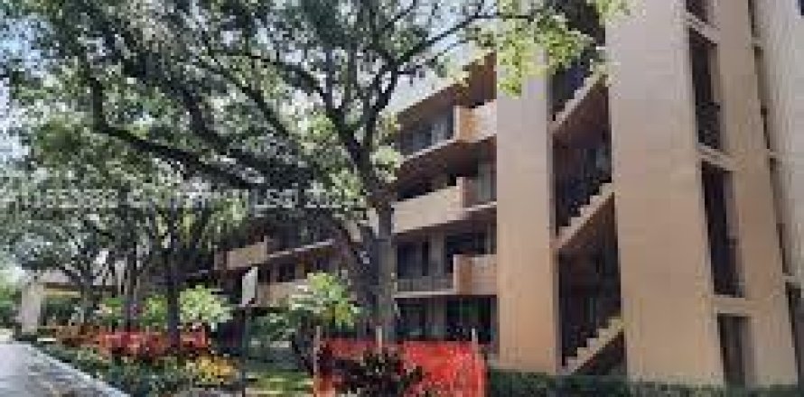 Condominio en Plantation, Florida, 2 dormitorios  № 1348507