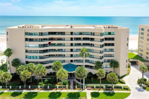 Copropriété à vendre à Port Orange, Floride: 2 chambres, 133.78 m2 № 1383413 - photo 1