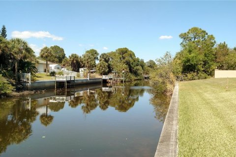 Land in Port Charlotte, Florida № 1190421 - photo 2