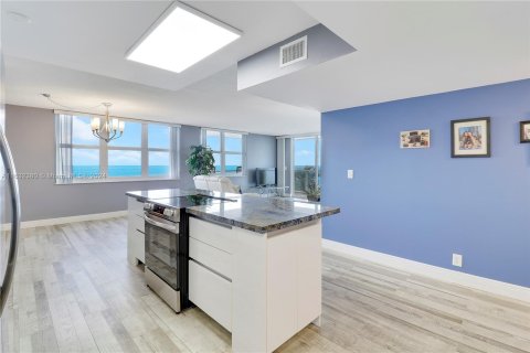 Condominio en venta en Riviera Beach, Florida, 2 dormitorios, 130.06 m2 № 1293178 - foto 8