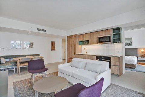 Copropriété à vendre à Miami, Floride: 2 chambres, 85.1 m2 № 1269656 - photo 3