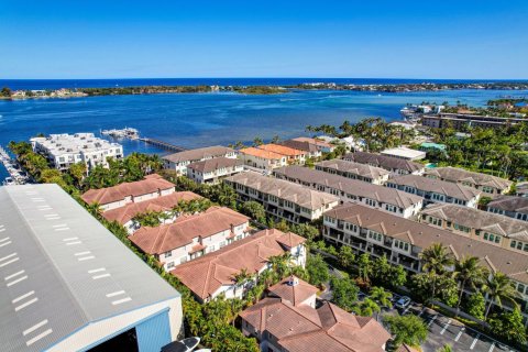 Copropriété à vendre à Boynton Beach, Floride: 3 chambres, 169.27 m2 № 1091833 - photo 15