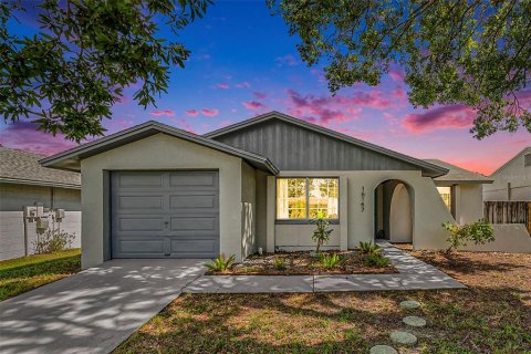 Villa ou maison à vendre à Tampa, Floride: 3 chambres, 105.82 m2 № 1403402 - photo 1