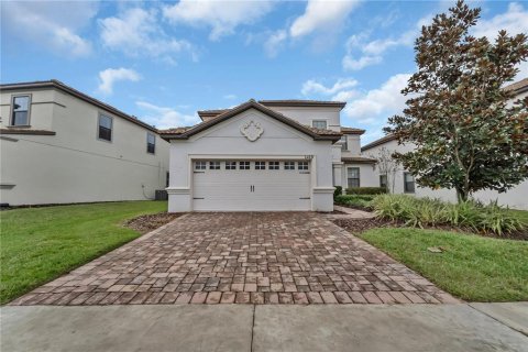 House in Davenport, Florida 5 bedrooms, 264.03 sq.m. № 1105258 - photo 9