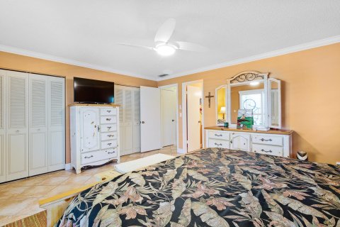 Condo in Vero Beach, Florida, 2 bedrooms  № 1221398 - photo 10