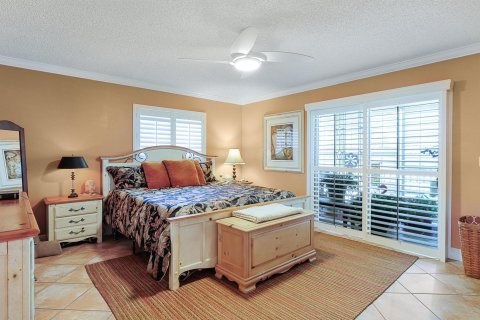 Condo in Vero Beach, Florida, 2 bedrooms  № 1221398 - photo 11