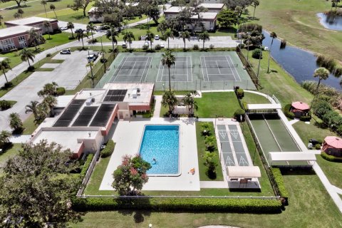 Condominio en venta en Vero Beach, Florida, 2 dormitorios, 128.21 m2 № 1221398 - foto 1