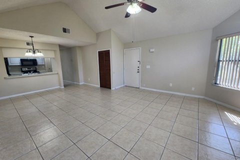 Condominio en venta en Kissimmee, Florida, 3 dormitorios, 116.13 m2 № 1335601 - foto 6