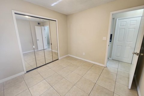 Condo in Kissimmee, Florida, 3 bedrooms  № 1335601 - photo 17