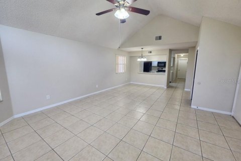 Condominio en venta en Kissimmee, Florida, 3 dormitorios, 116.13 m2 № 1335601 - foto 5