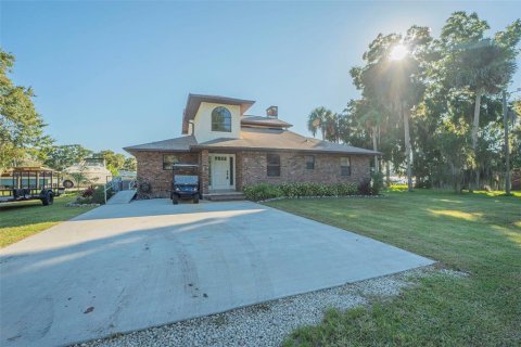 Casa en venta en Crescent City, Florida, 3 dormitorios, 174.47 m2 № 1380735 - foto 3