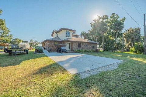 Casa en venta en Crescent City, Florida, 3 dormitorios, 174.47 m2 № 1380735 - foto 10