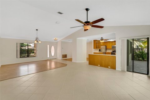 Casa en venta en Coral Springs, Florida, 4 dormitorios, 191.38 m2 № 1121107 - foto 23
