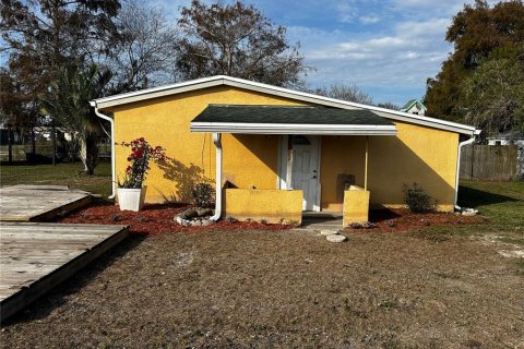 House in Okeechobee, Florida 4 bedrooms, 160.44 sq.m. № 920428 - photo 2